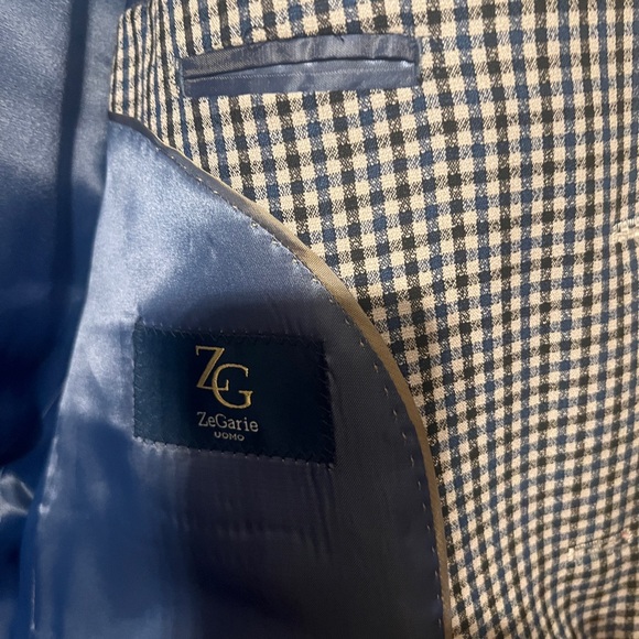 men’s jacket- new with out tag. never been used. 100% wool. Z Garrie Italy. - Picture 8 of 13